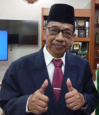 Fachry Yasin Dilantik Menjadi Dekan FKIP UIA lantik-2.jpg